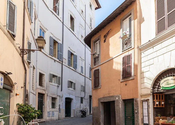 Piazza Navona Historic Luxury Apartment
